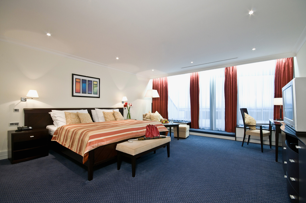 HOTEL PRAHA a.s.