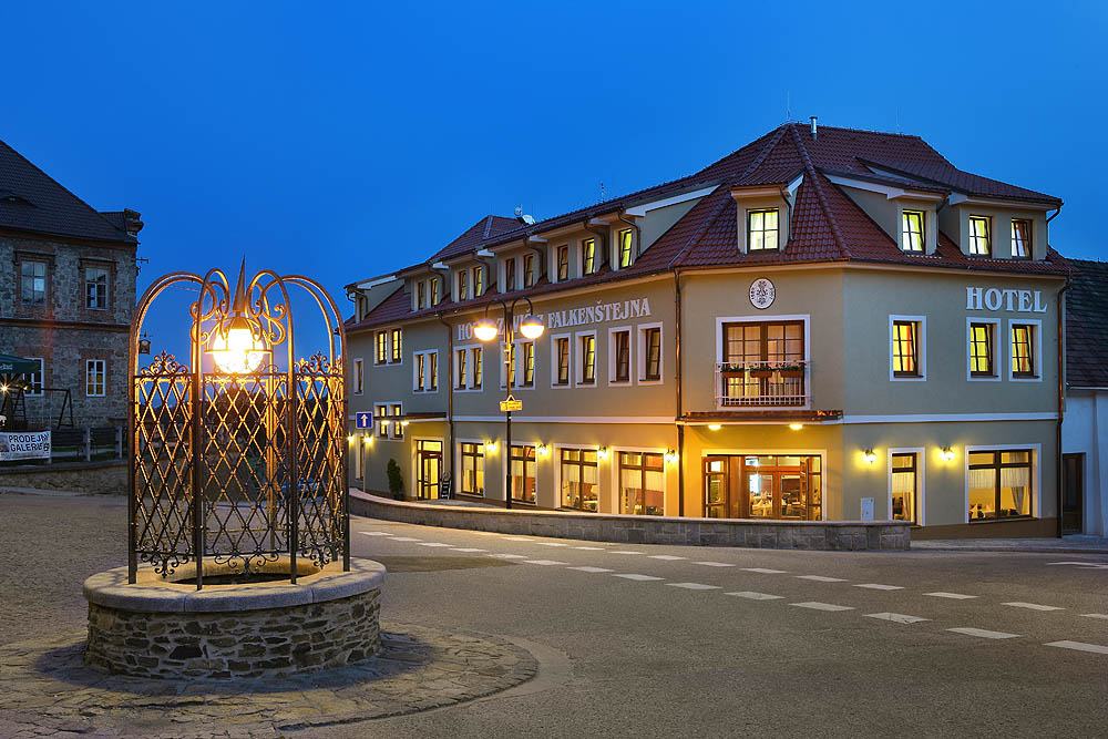 Hotel Z�vi�