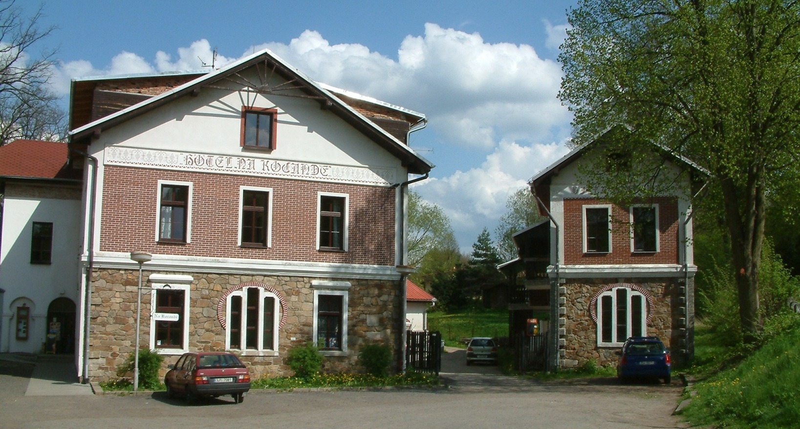 HOTEL NA KOCAND