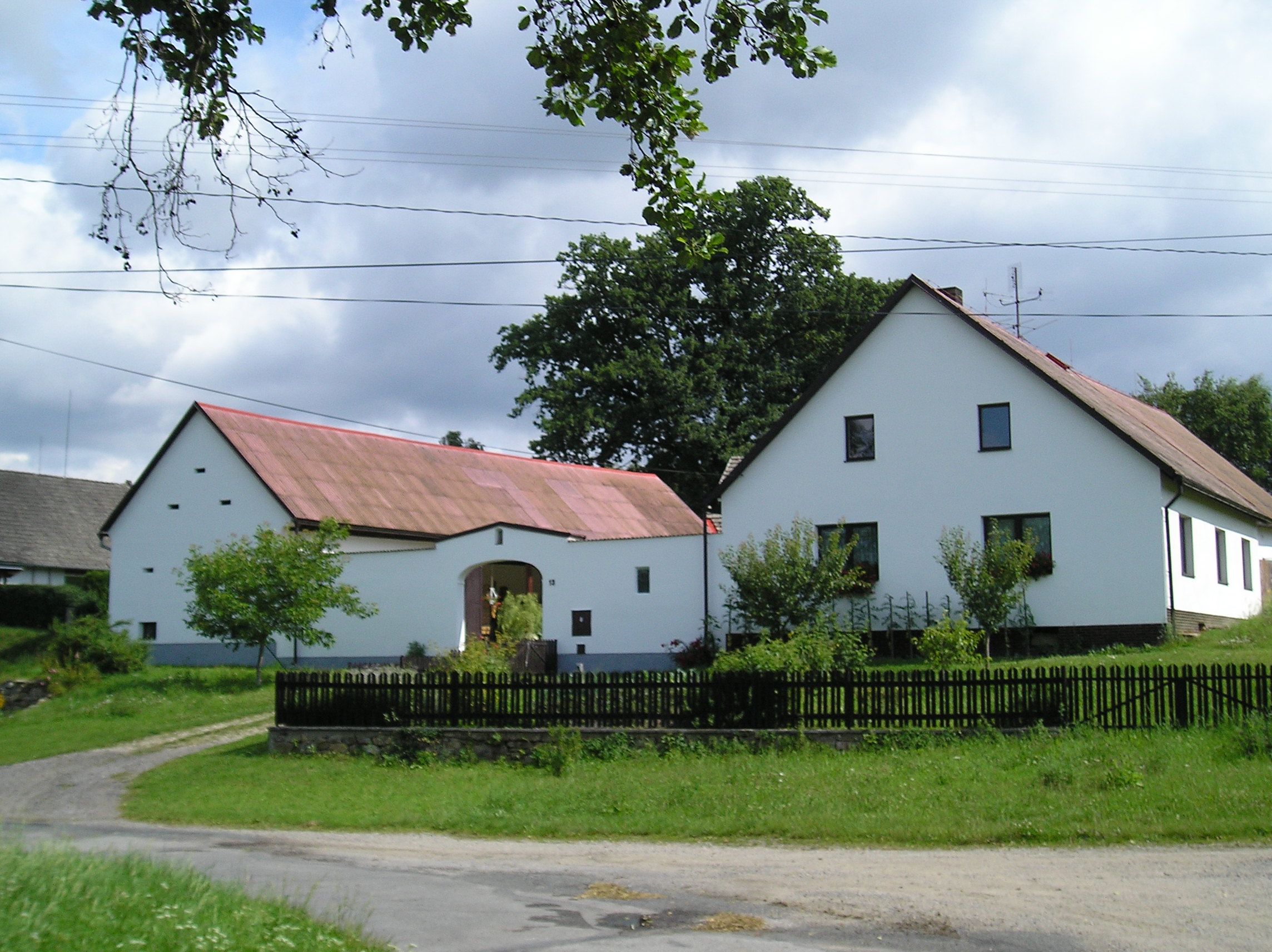 PRIV�T JIND�I�