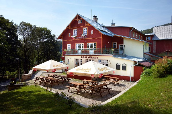 HOTEL VE�ERNICE